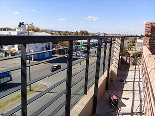 HERRERÍA LA PLATA HERRA-MOSS - Herrería en General en La Plata y Alrededores